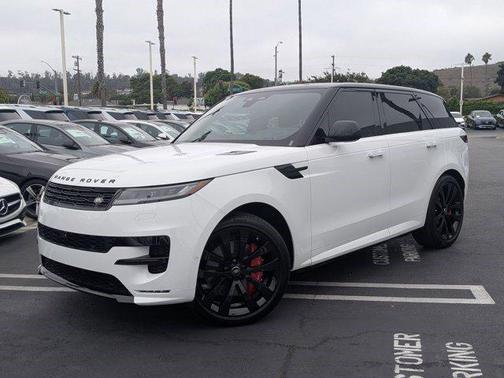 2025 Land Rover Range Rover Sport SE