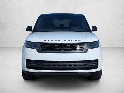 Fuji White 2026 Land Rover Range Rover P530 SE