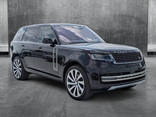 2023 Land Rover Range Rover P530 SE