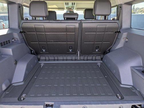 2024 INEOS Grenadier AWD