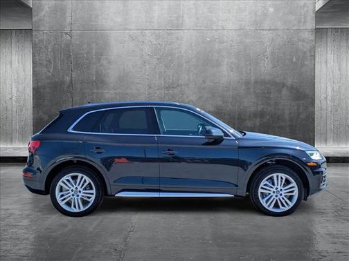 2019 Audi Q5 2.0T Premium Plus