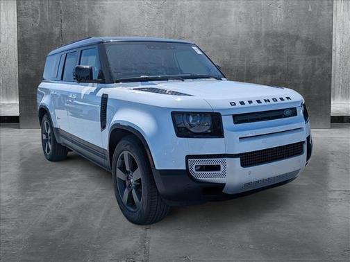 2025 Land Rover Defender 130 P400 S