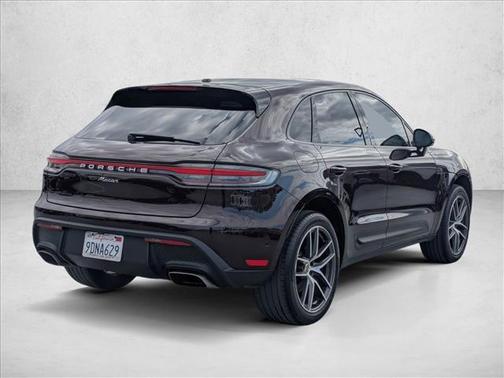 Copper Ruby Metallic 2023 Porsche Macan Macan
