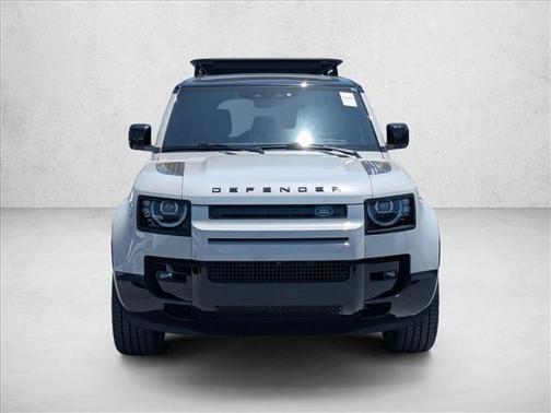 Borasco Grey Metallic 2026 Land Rover Defender P400 X-Dynamic SE