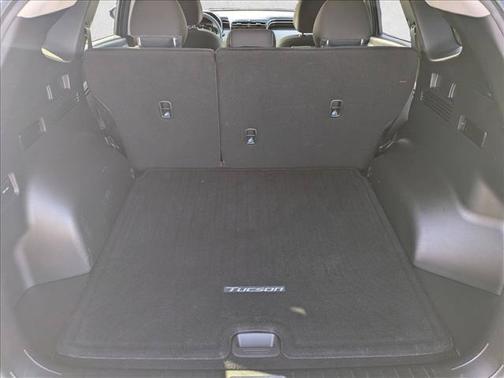 Amazon Gray 2022 Hyundai TUCSON SEL
