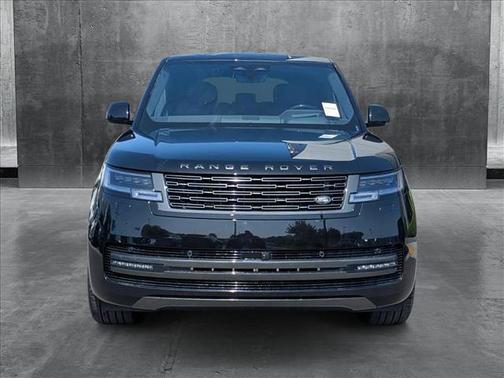 2025 Land Rover Range Rover P530 SE