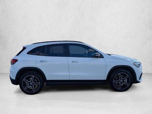 Polar White 2023 Mercedes-Benz GLA 250 Base