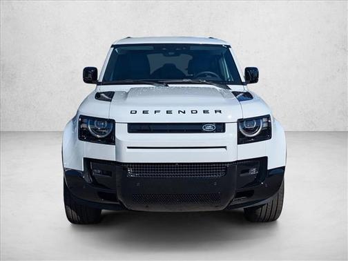 2026 Land Rover Defender P400 X-Dynamic SE