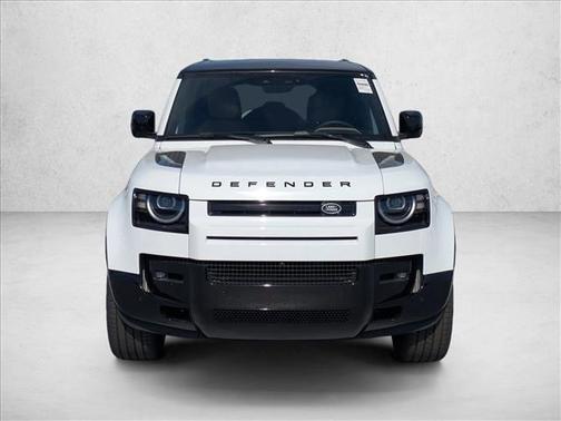 2026 Land Rover Defender P400 X-Dynamic SE