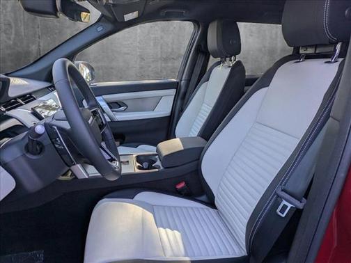 2025 Land Rover Discovery Sport Dynamic SE