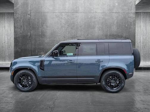2025 Land Rover Defender 110 P300