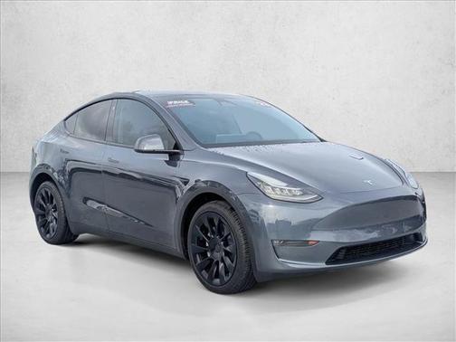 2023 Tesla Model Y Long Range Dual Motor All-Wheel Drive