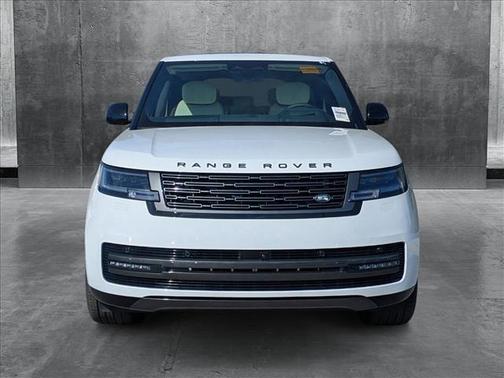 2025 Land Rover Range Rover P550e Autobiography