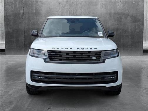 2025 Land Rover Range Rover P530 SE