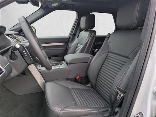 2026 Land Rover Discovery Gemini Edition