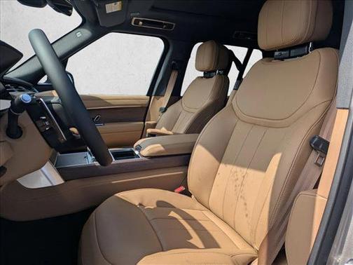 Batumi Gold Premium Metallic 2026 Land Rover Range Rover P400 SE