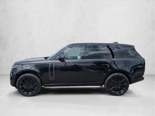 Santorini Black Metallic 2026 Land Rover Range Rover P530 SE