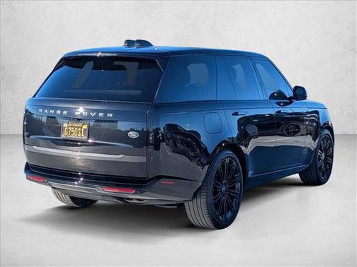 2023 Land Rover Range Rover P530 SE