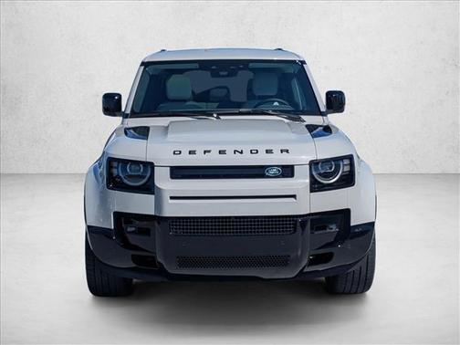 2026 Land Rover Defender P400 X-Dynamic SE