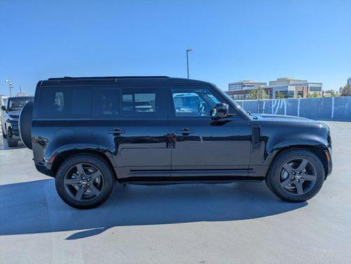 Santorini Black Metallic 2025 Land Rover Defender 110 P400 X-Dynamic SE