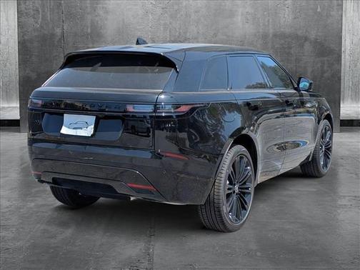 2026 Land Rover Range Rover Velar P400 Dynamic SE