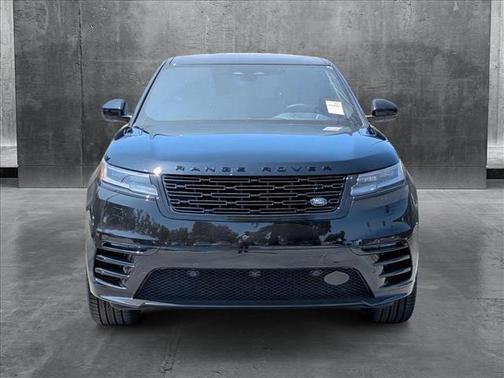2026 Land Rover Range Rover Velar P400 Dynamic SE