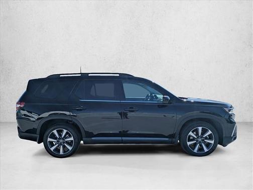 Crystal Black Pearl 2023 Honda Pilot AWD Elite