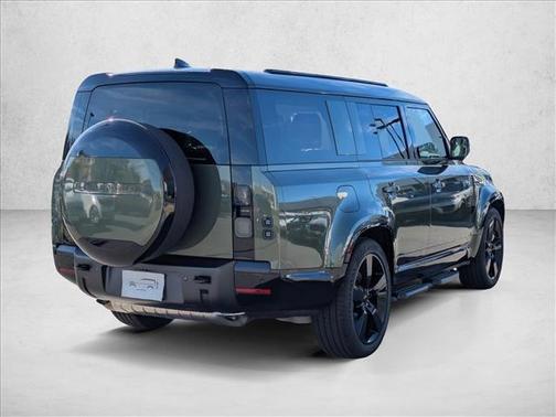 2026 Land Rover Defender P400 X-Dynamic SE