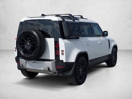 Fuji White 2025 Land Rover Defender 110 P300