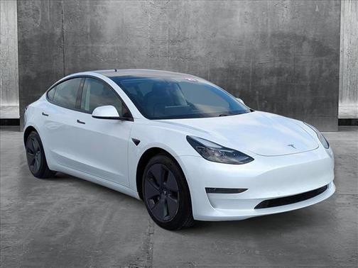 2021 Tesla Model 3 Standard Range Plus