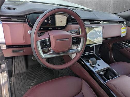 2025 Land Rover Range Rover P530 Autobiography
