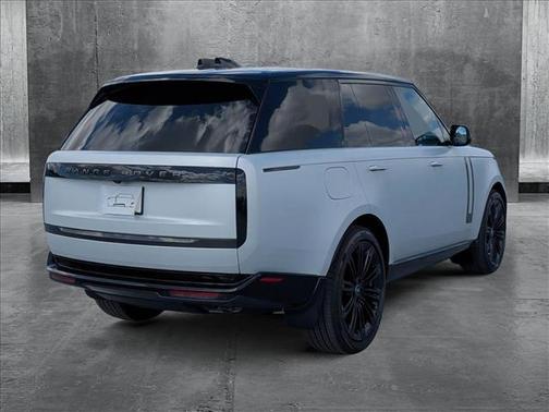 2025 Land Rover Range Rover P530 Autobiography