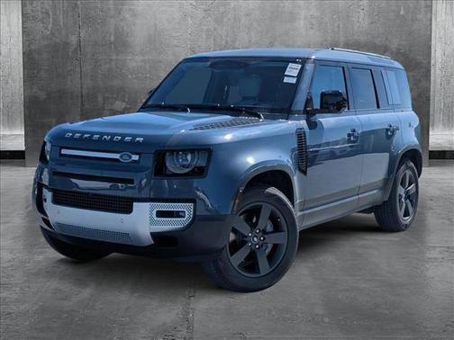 2025 Land Rover Defender 110 P400 S