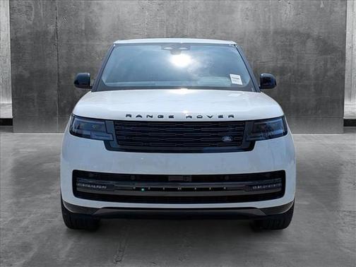 2025 Land Rover Range Rover P400 SE