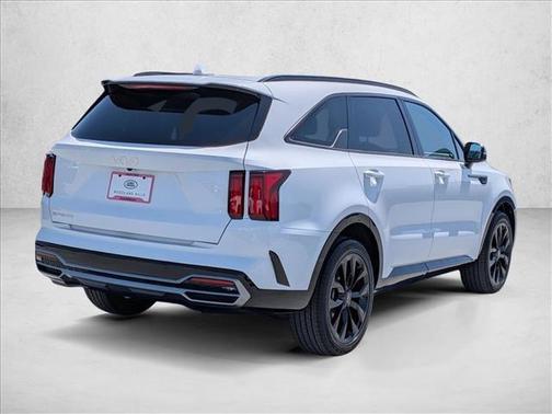 Glacial White Pearl 2023 Kia Sorento SX