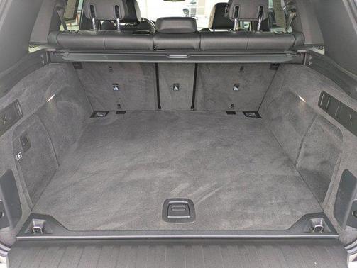 Alpine White 2022 BMW X5 sDrive40i