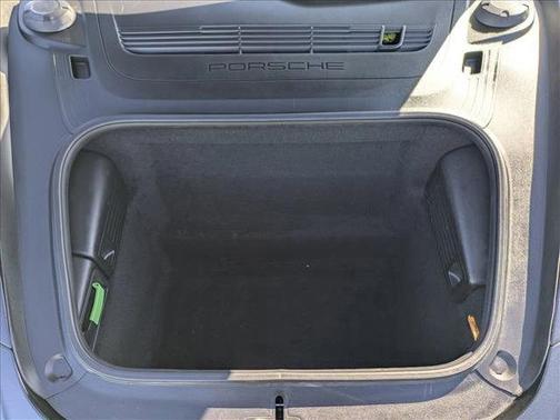 2019 Porsche 911 Carrera