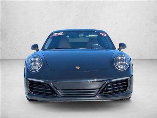 2019 Porsche 911 Carrera