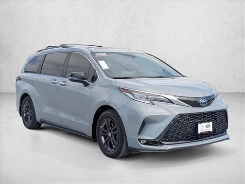 Cement 2024 Toyota Sienna XSE 7 Passenger