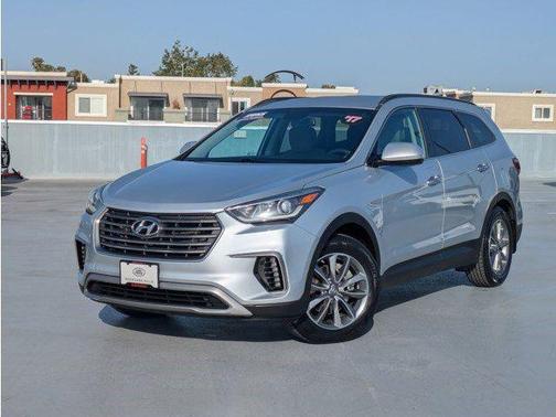 Circuit Silver 2017 Hyundai SANTA FE SE