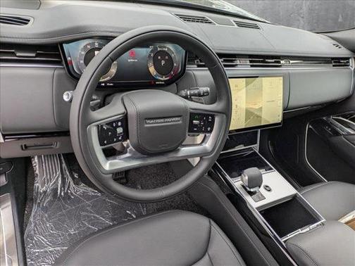 2025 Land Rover Range Rover P400 SE
