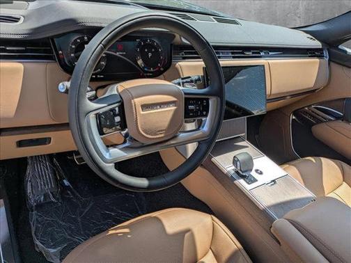 2025 Land Rover Range Rover P530 SE