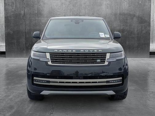 2025 Land Rover Range Rover P400 SE 7 Seat