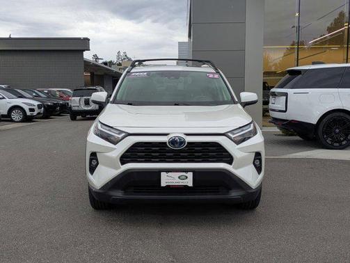 2022 Toyota RAV4 Hybrid XLE Premium
