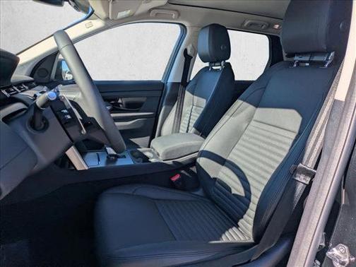 2025 Land Rover Discovery Sport S