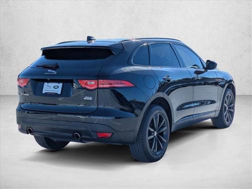 2017 Jaguar F-PACE 35t Prestige