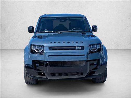 2026 Land Rover Defender P400 X-Dynamic SE