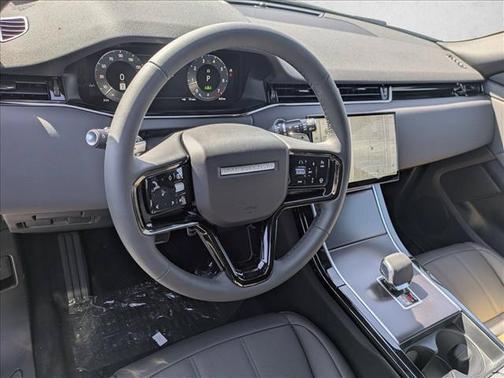 Santorini Black Metallic 2026 Land Rover Range Rover Evoque Dynamic SE
