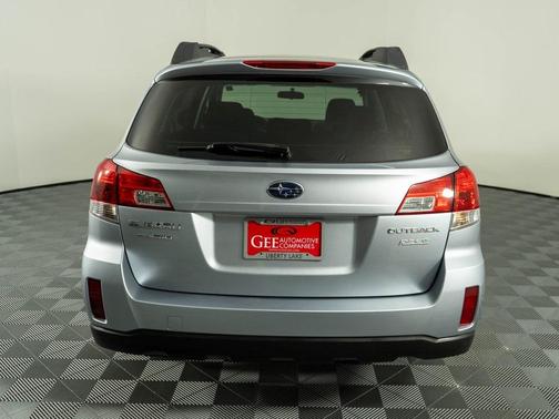 2012 Subaru Outback 2.5i Premium