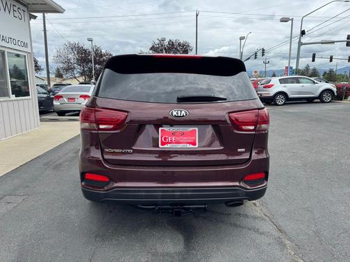 Sangria Red 2019 Kia Sorento LX